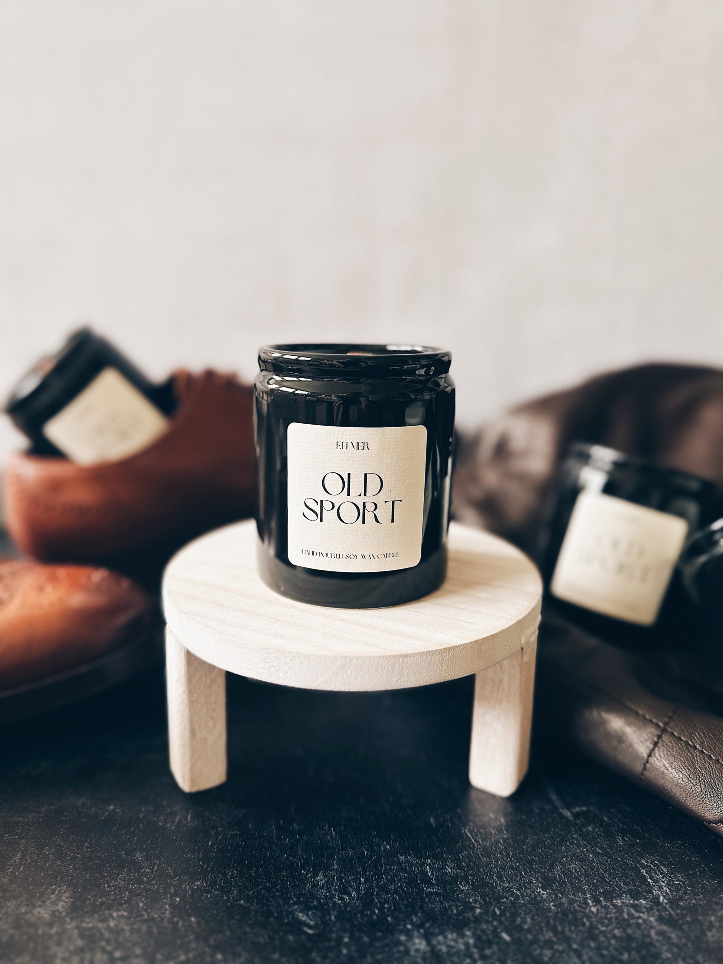 en mer LTD | old sport | wooden wick soy wax candle