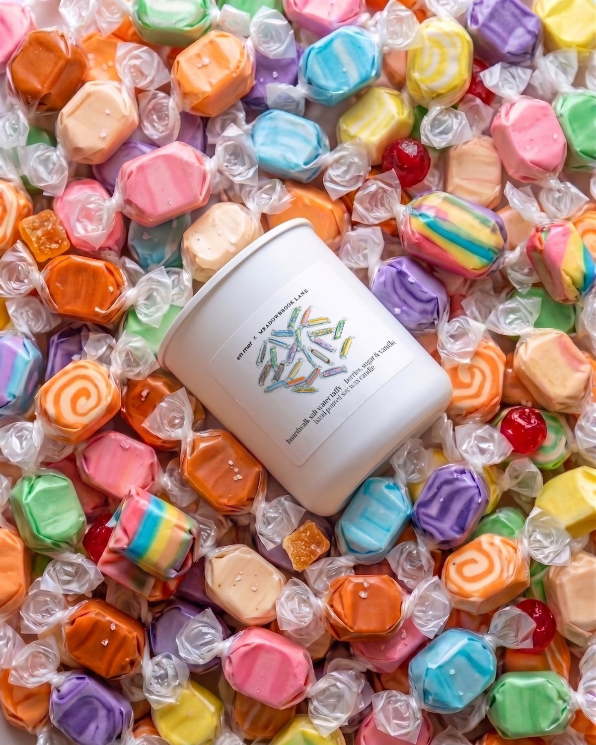 boardwalk salt water taffy | soy wax candle by en mer x Meadowbrook Lane