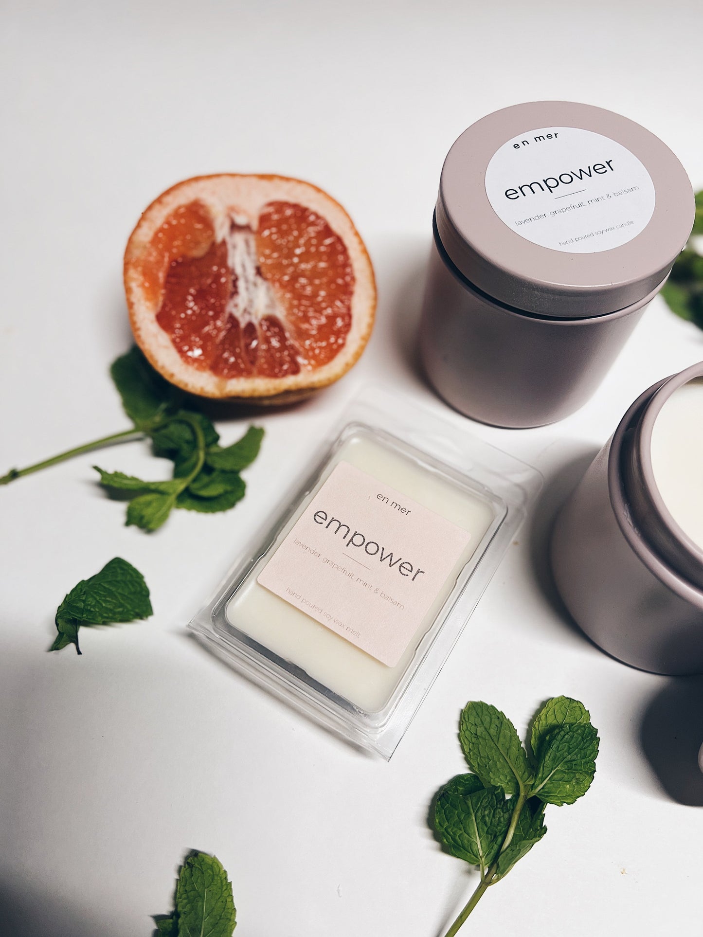 Breastcancer.org x en mer | empower | soy wax candle