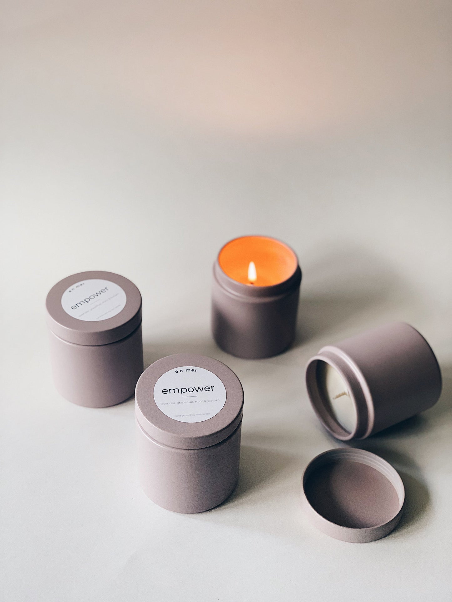 Breastcancer.org x en mer | empower | soy wax candle