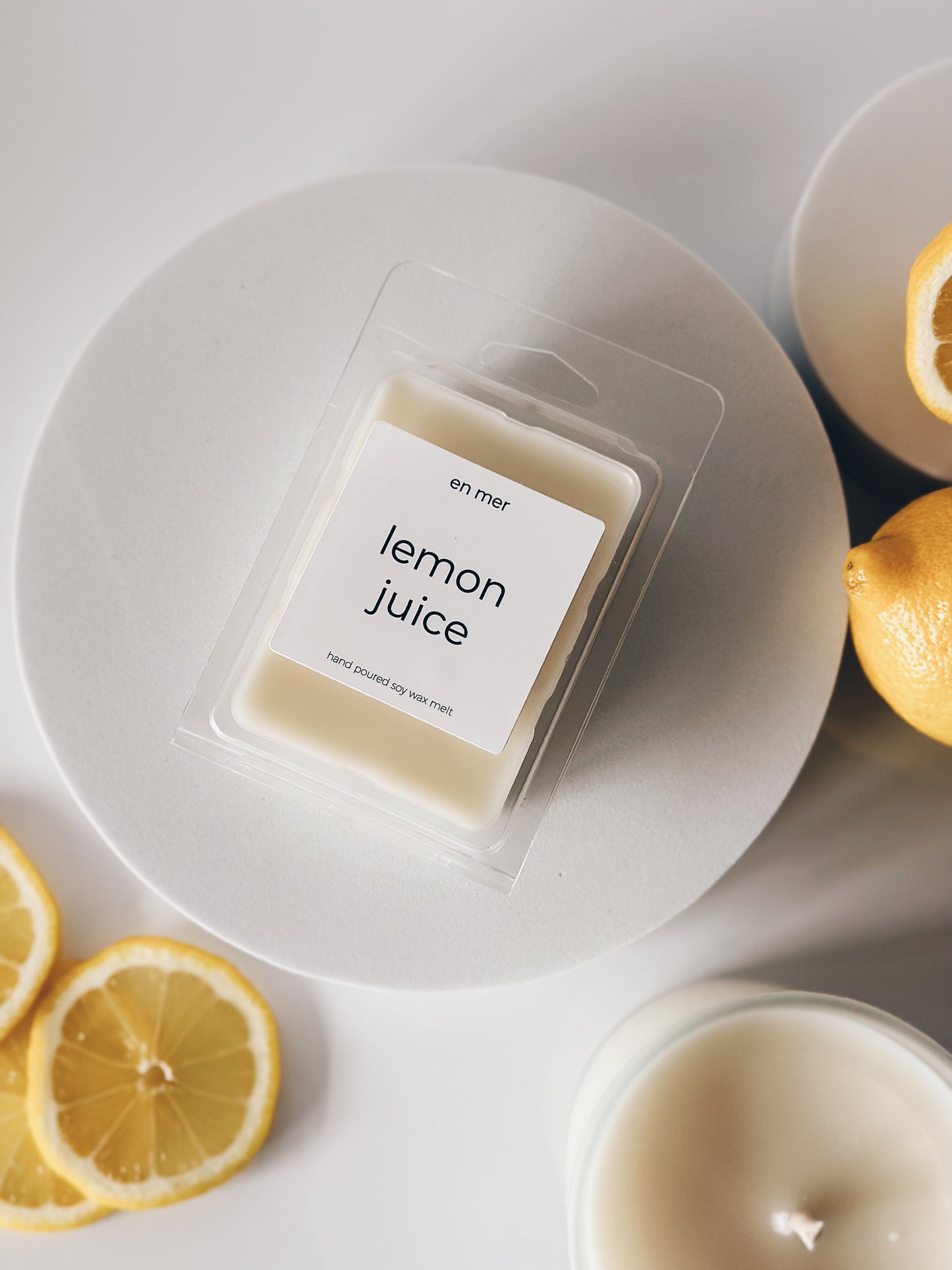 en mer | lemon juice | soy wax candle & wax melts