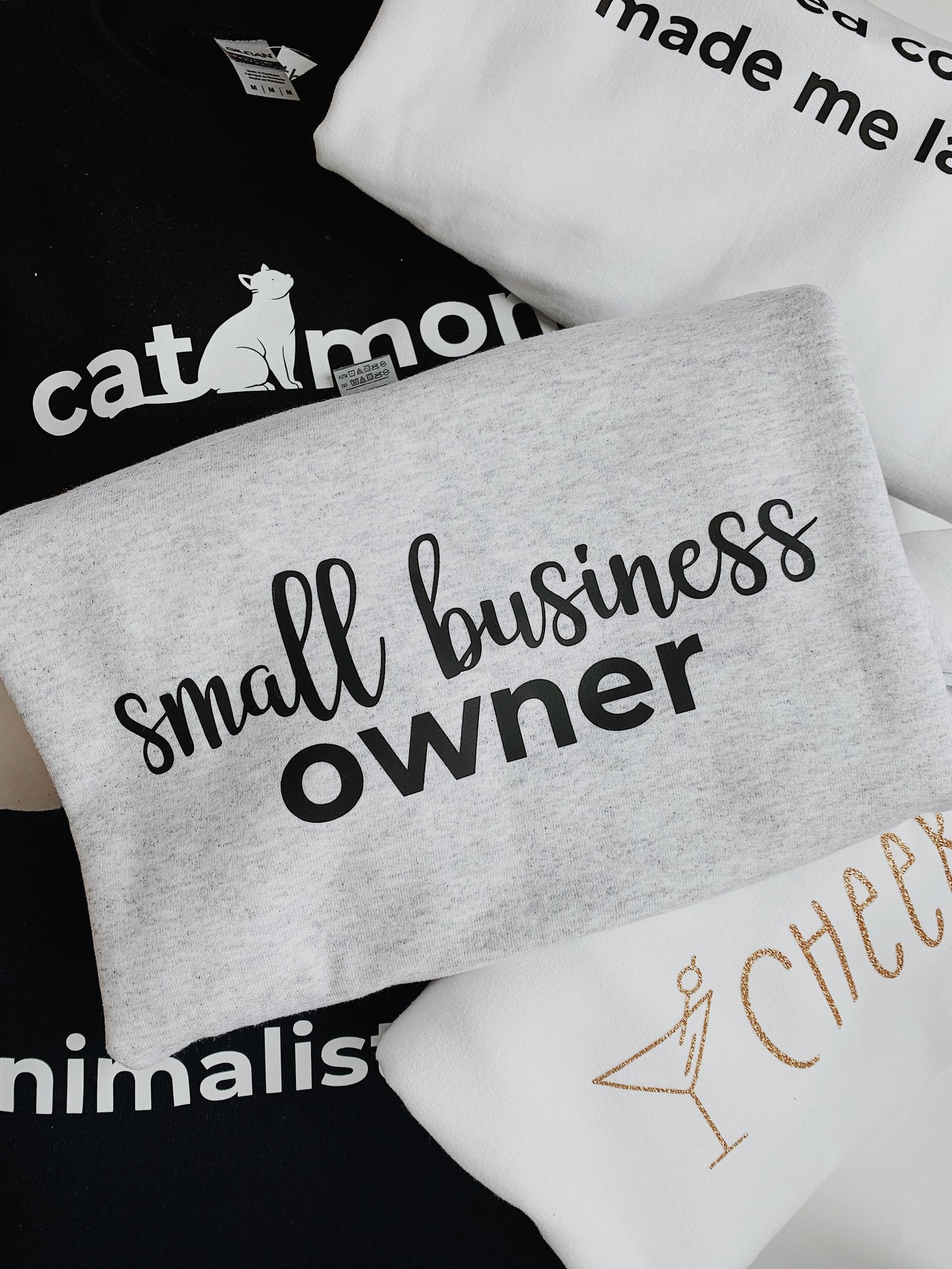 en mer | small business owner crewneck sweatshirt