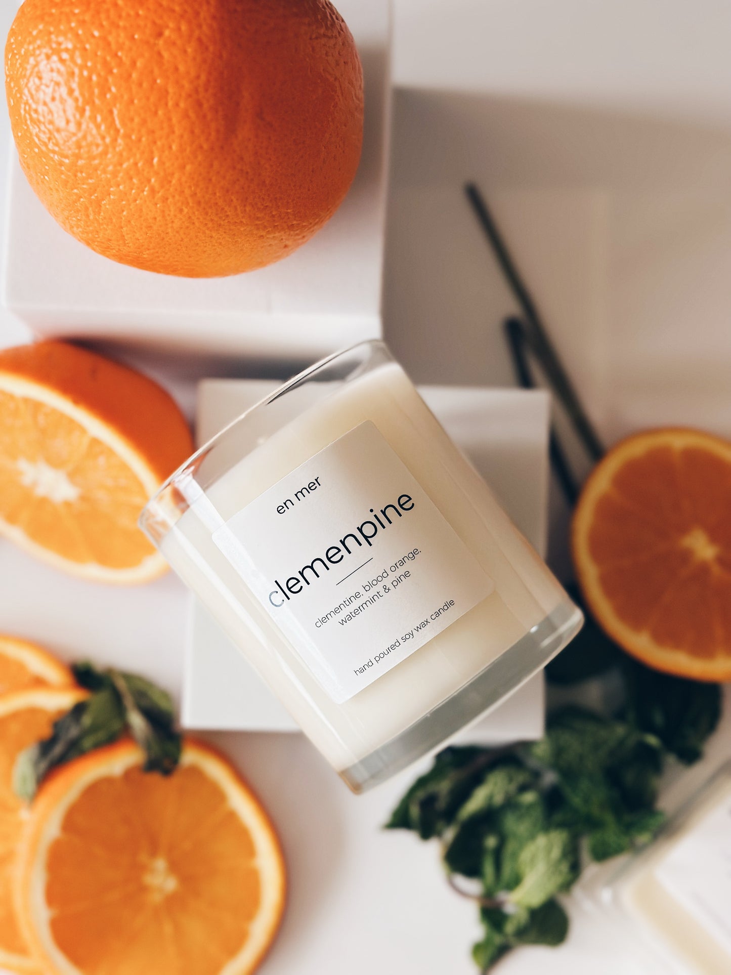 en mer | clemenpine | soy wax candle & melts