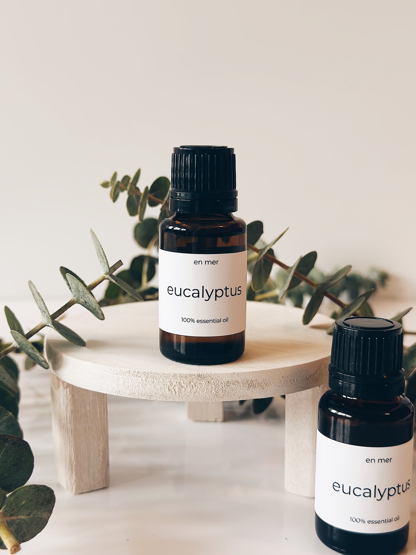 en mer | organic eucalyptus | essential oil